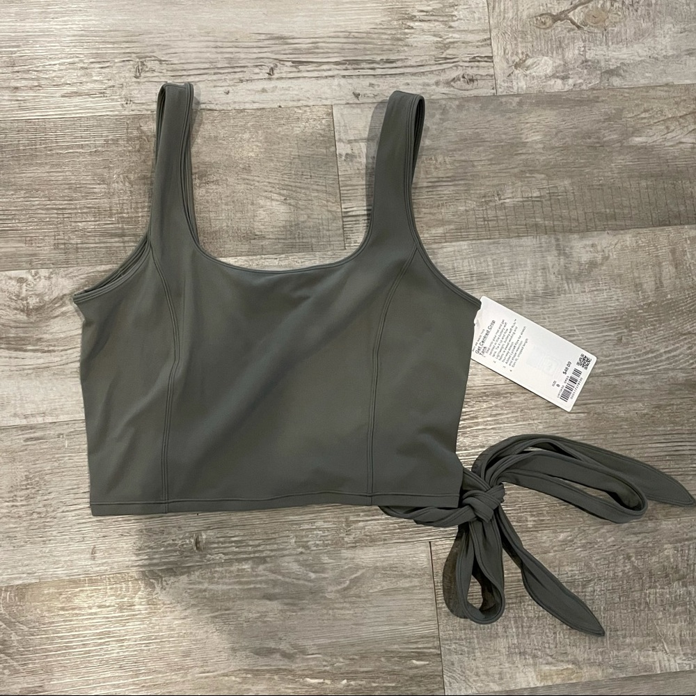 NWT Lululemon Get Centred Tie Crop Top 🍋🍋🍋